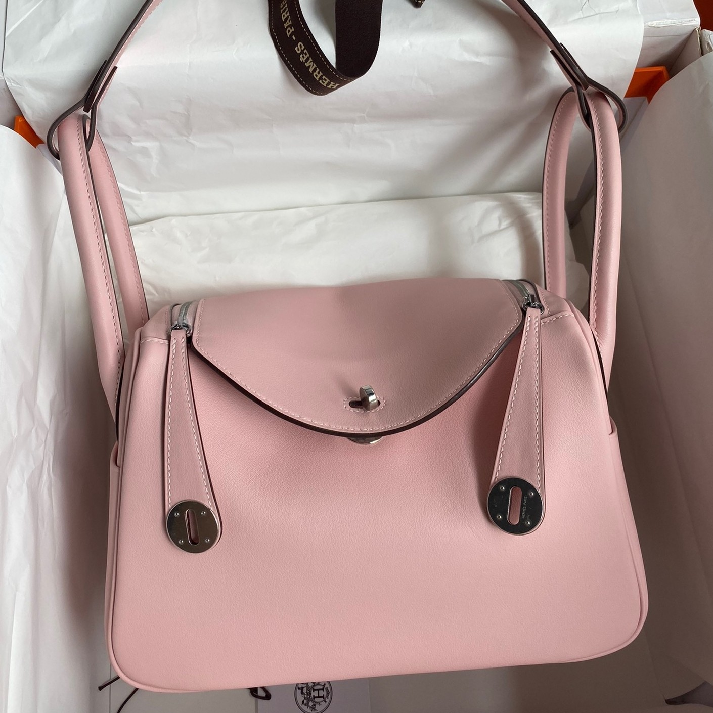 Hermes Lindy 26 Handmade Bag In Rose Sakura Swift Calfskin