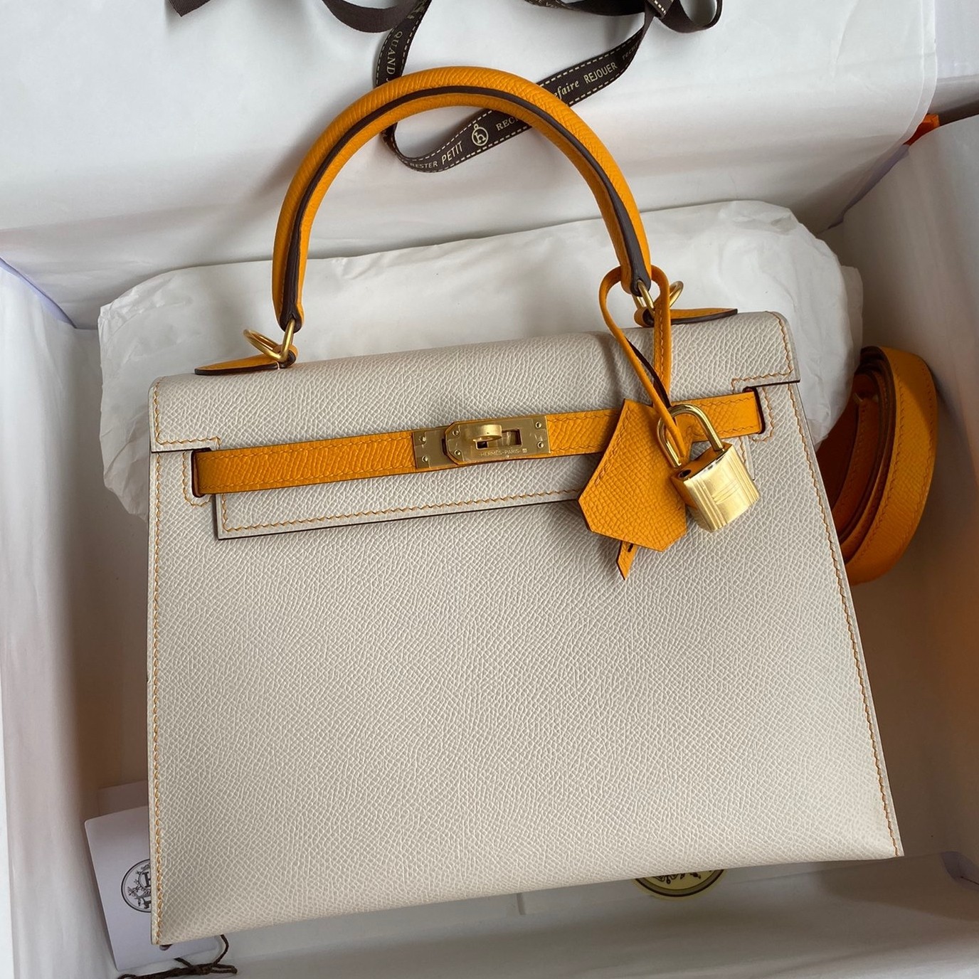 Hermes Kelly Sellier 25 Bicolor Bag in Craie and Yellow Epsom Calfskin