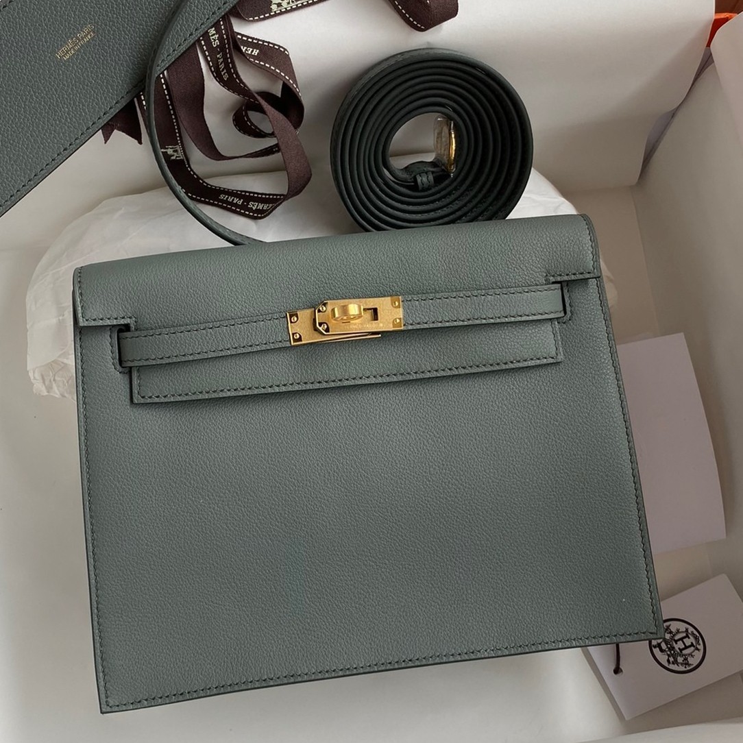 Hermes Kelly Danse II Bag In Vert Amande Evercolor Calfskin