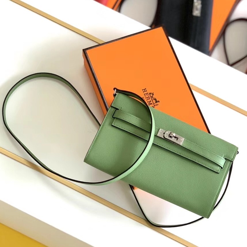 Hermes Kelly Classique To Go Wallet In Vert Criquet Epsom Calfskin