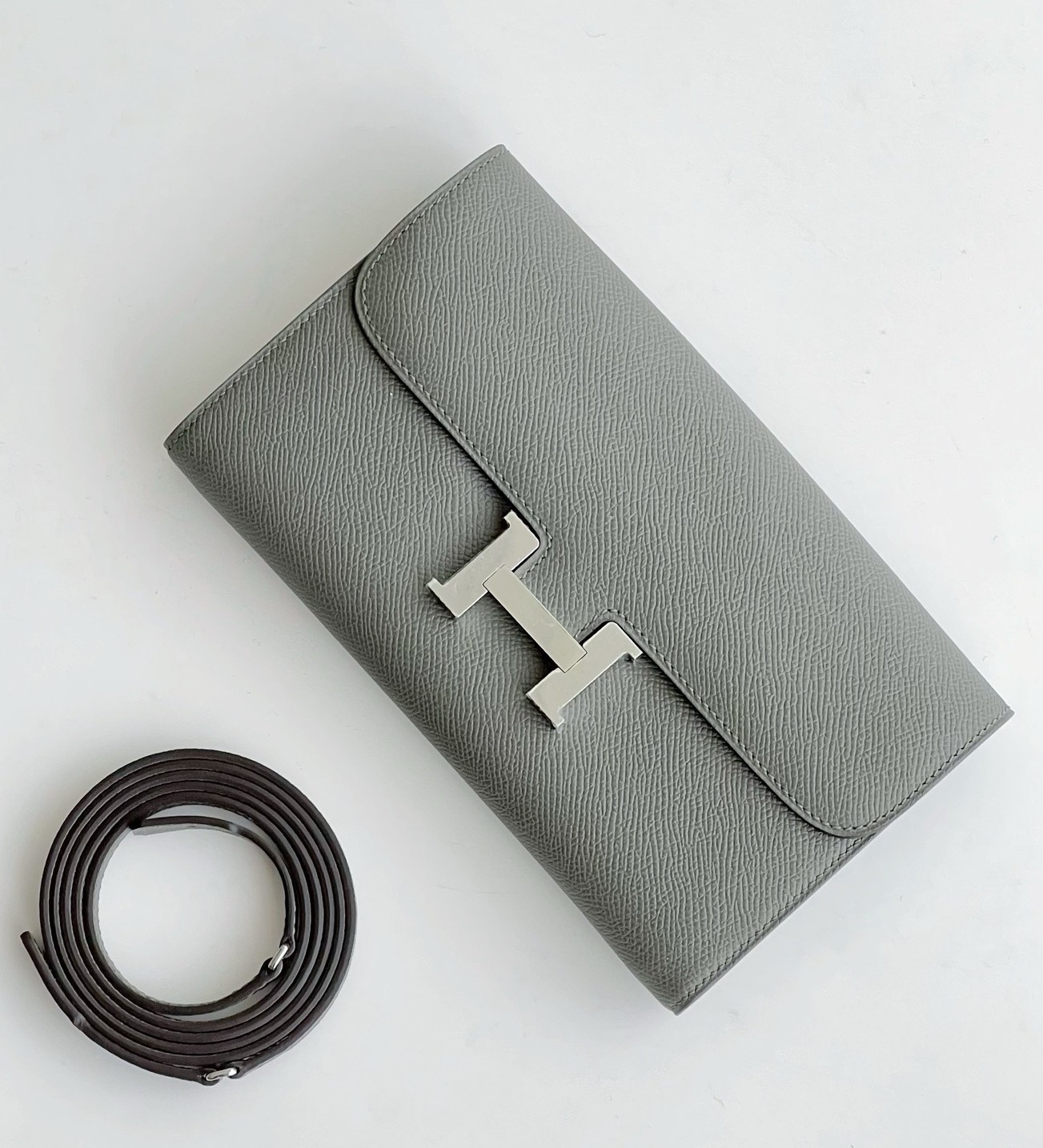 Hermes Constance To Go Wallet in Gris Meyer Epsom Calfskin